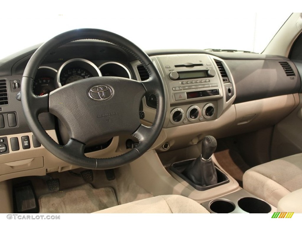 Taupe Interior 2005 Toyota Tacoma Access Cab 4x4 Photo #51393749