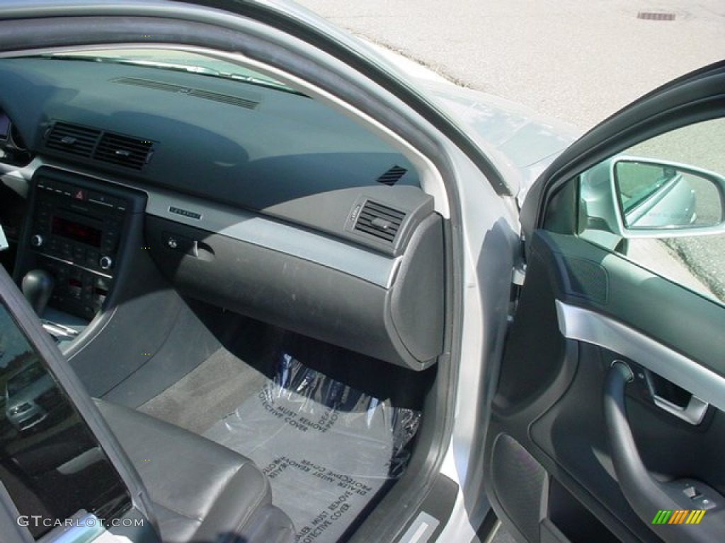 2008 A4 2.0T quattro S-Line Sedan - Light Silver Metallic / Black photo #6