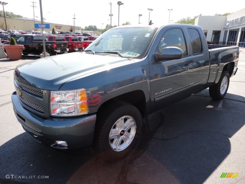 2011 Silverado 1500 LT Extended Cab 4x4 - Blue Granite Metallic / Ebony photo #3