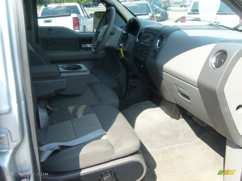 2004 F150 XLT SuperCrew 4x4 - Silver Metallic / Medium/Dark Flint photo #17