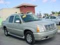 Quicksilver - Escalade EXT AWD Photo No. 1