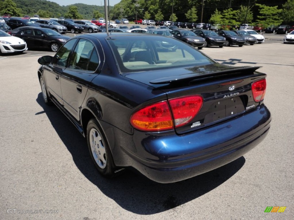 2004 Alero GX Sedan - Dark Blue / Neutral photo #5