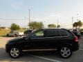 Black - Touareg TDI Lux 4XMotion Photo No. 4