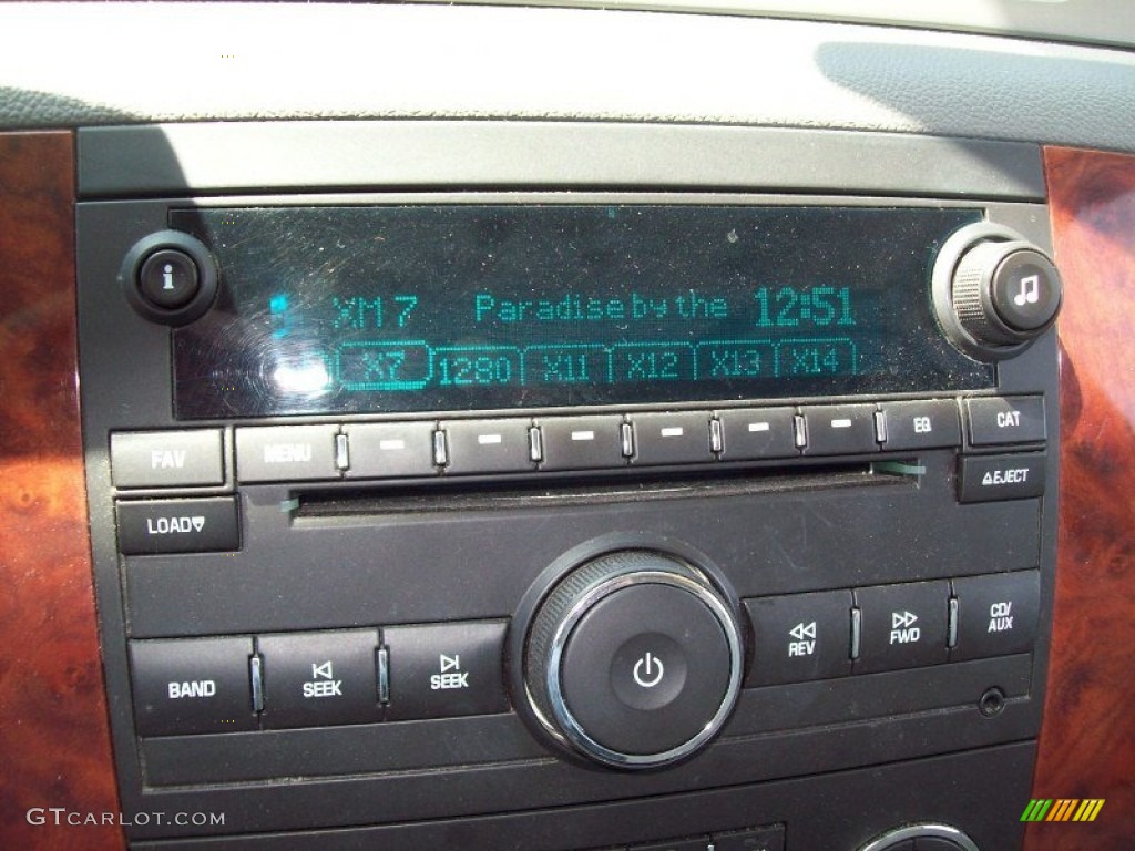 2008 Chevrolet Tahoe LT 4x4 Controls Photo #51405444