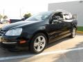 Black Uni - Jetta S SportWagen Photo No. 3