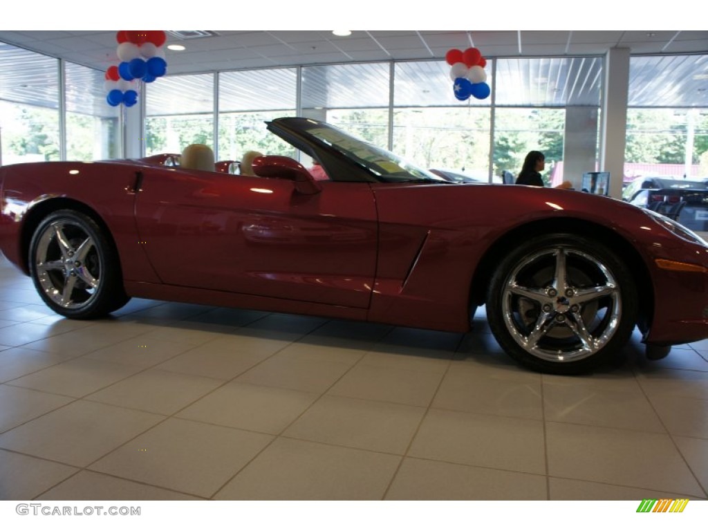 2011 Corvette Convertible - Crystal Red Tintcoat Metallic / Cashmere photo #4