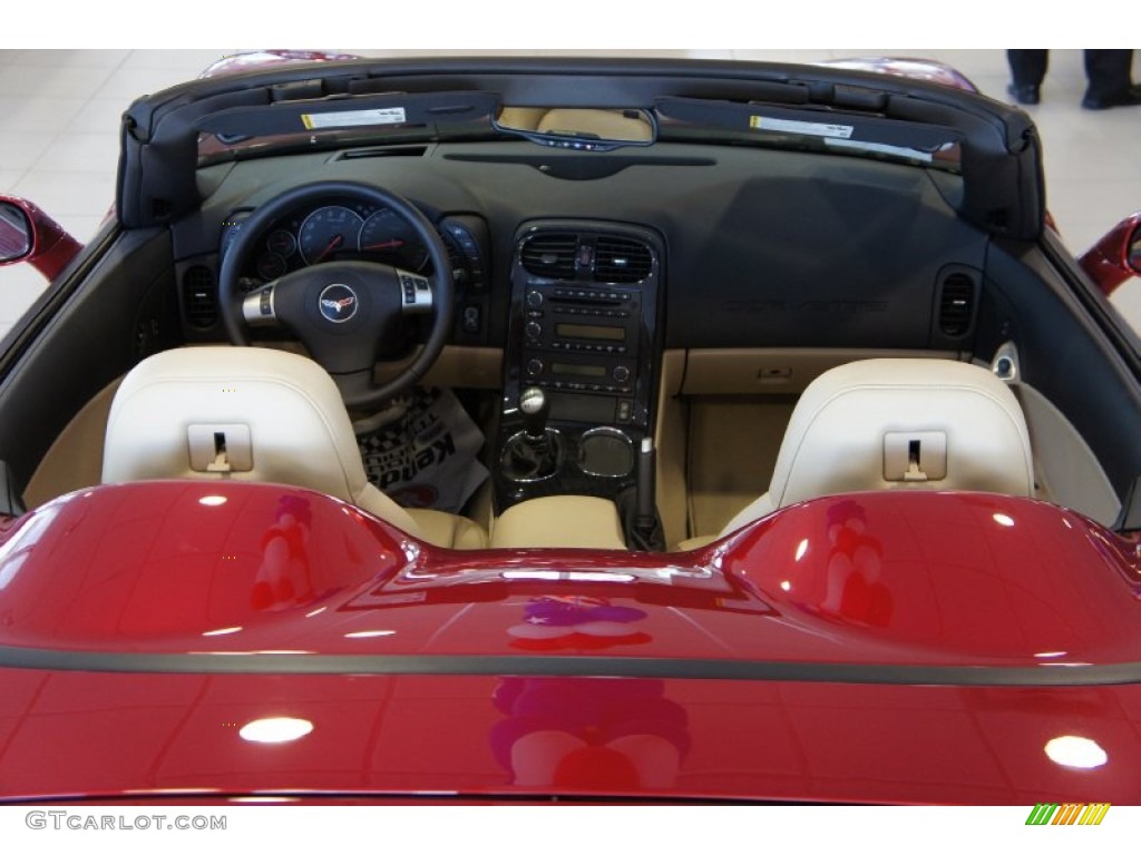 2011 Corvette Convertible - Crystal Red Tintcoat Metallic / Cashmere photo #8