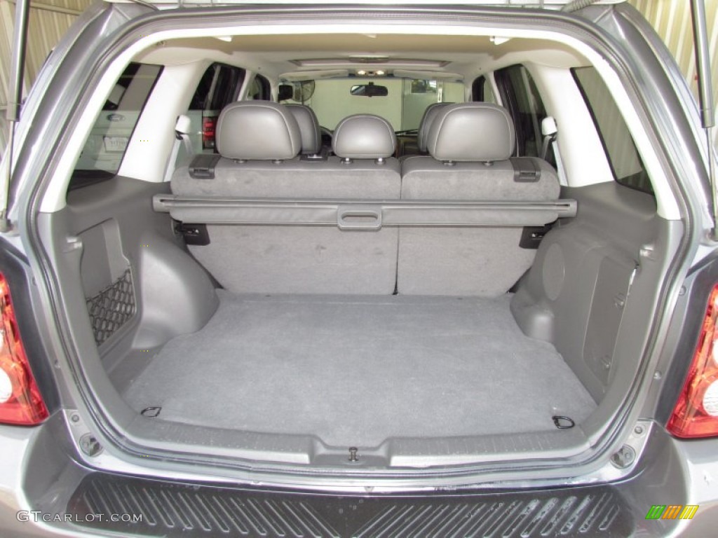 2005 Mazda Tribute s Trunk Photo #51410353