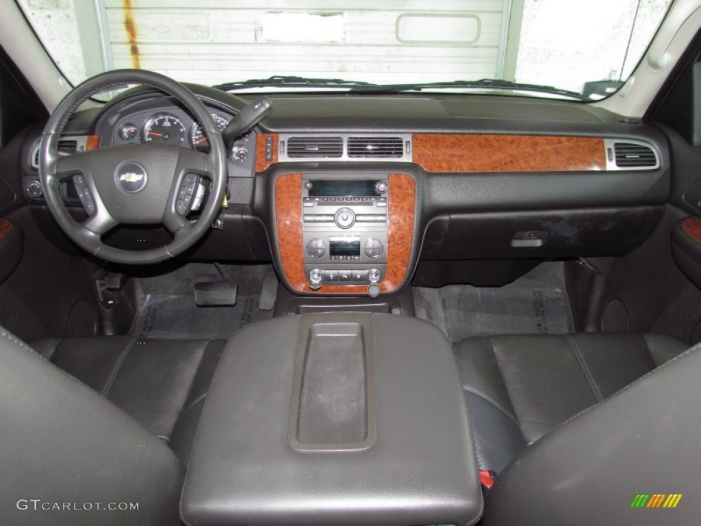 2008 Chevrolet Avalanche LT Ebony Dashboard Photo #51412420