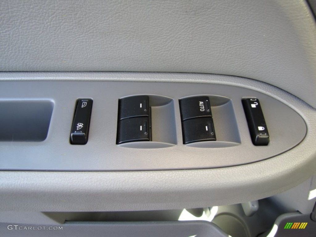 2007 Ford Freestyle SEL AWD Controls Photo #51415376