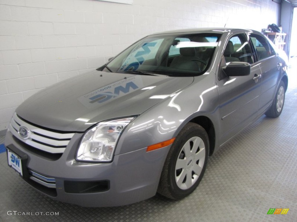2007 Fusion S - Tungsten Grey Metallic / Light Stone photo #2