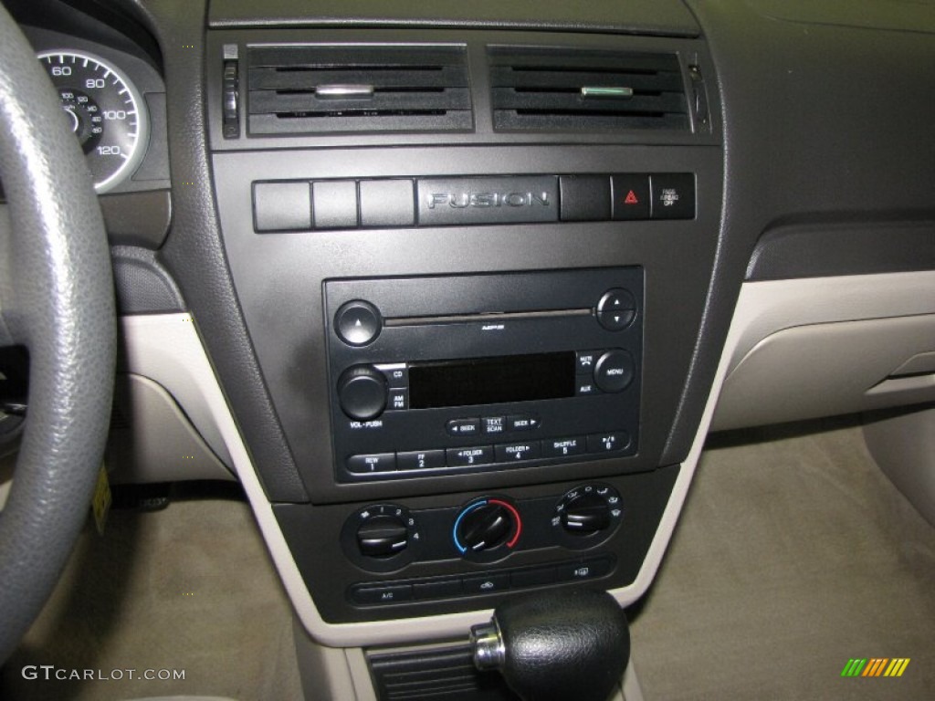 2007 Fusion S - Tungsten Grey Metallic / Light Stone photo #10