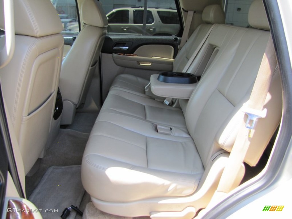 Light Cashmere/Ebony Interior 2007 Chevrolet Tahoe LT 4x4 Photo #51418662