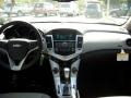 Summit White - Cruze LT Photo No. 21