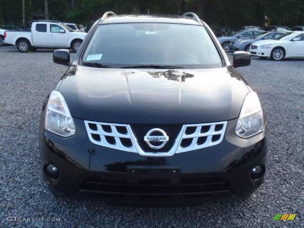 2011 Rogue SV - Wicked Black / Black photo #5