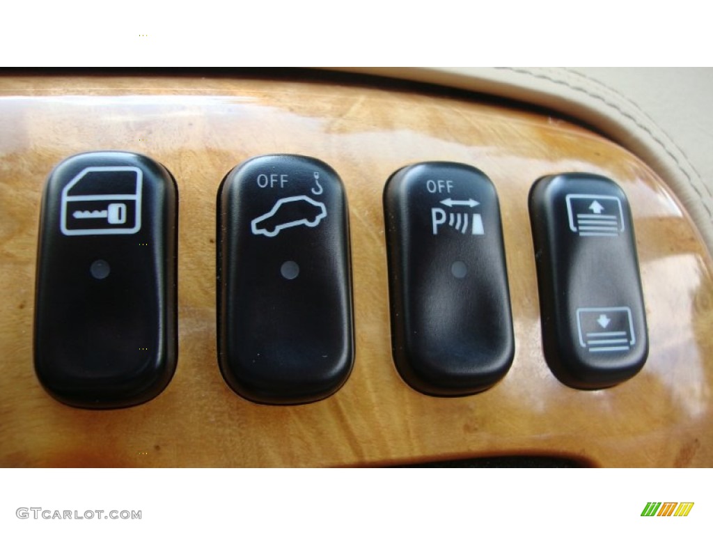 2002 Mercedes-Benz CL 600 Controls Photo #51428358