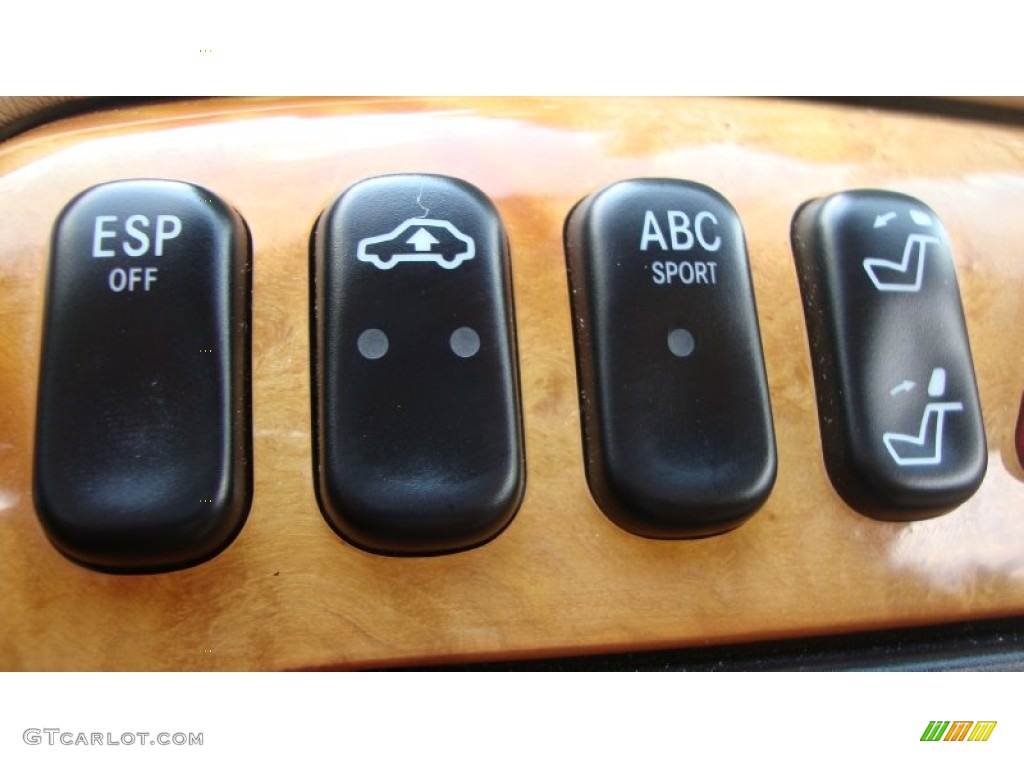 2002 Mercedes-Benz CL 600 Controls Photo #51428376