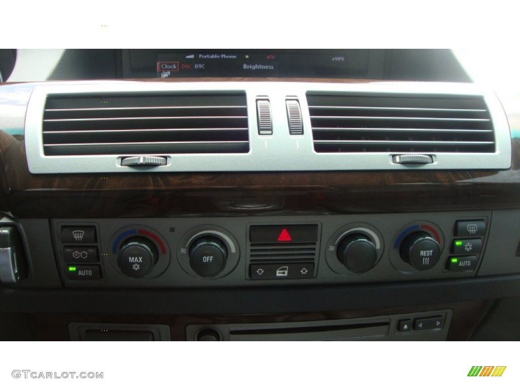 2004 BMW 7 Series 745i Sedan Controls Photo #51429378