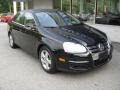 Black - Jetta SE Sedan Photo No. 2