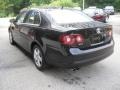 Black - Jetta SE Sedan Photo No. 4