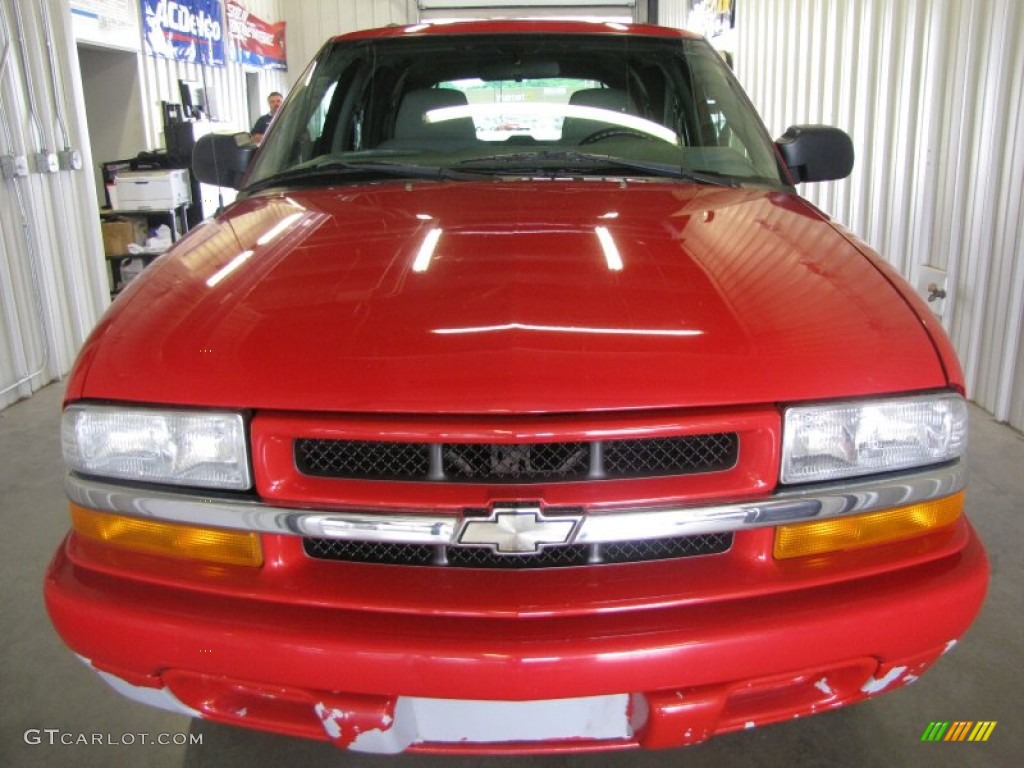 Victory Red 2004 Chevrolet Blazer LS Exterior Photo #51434982
