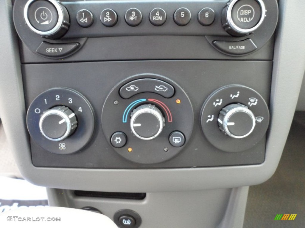 2006 Chevrolet Malibu LS Sedan Controls Photo #51436698