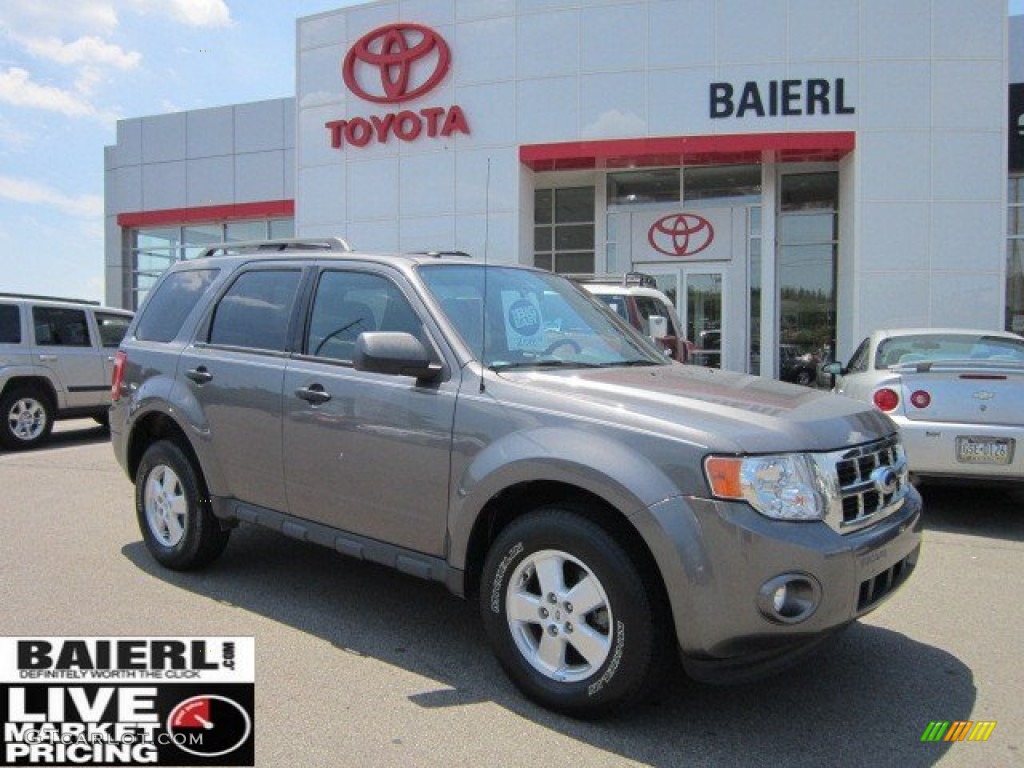 2009 Escape XLT V6 4WD - Sterling Grey Metallic / Charcoal photo #1