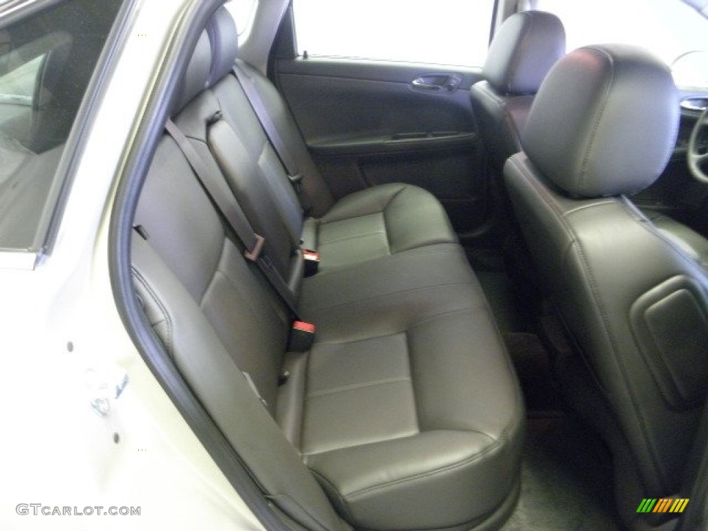 2011 Impala LT - Silver Ice Metallic / Ebony photo #10