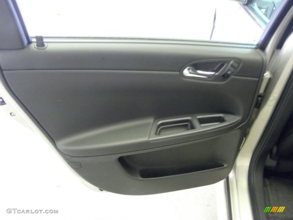 2011 Impala LT - Silver Ice Metallic / Ebony photo #12