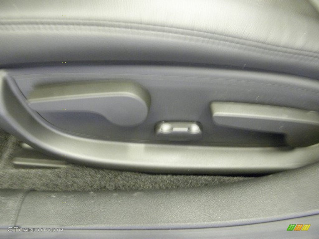 2011 Impala LT - Silver Ice Metallic / Ebony photo #16