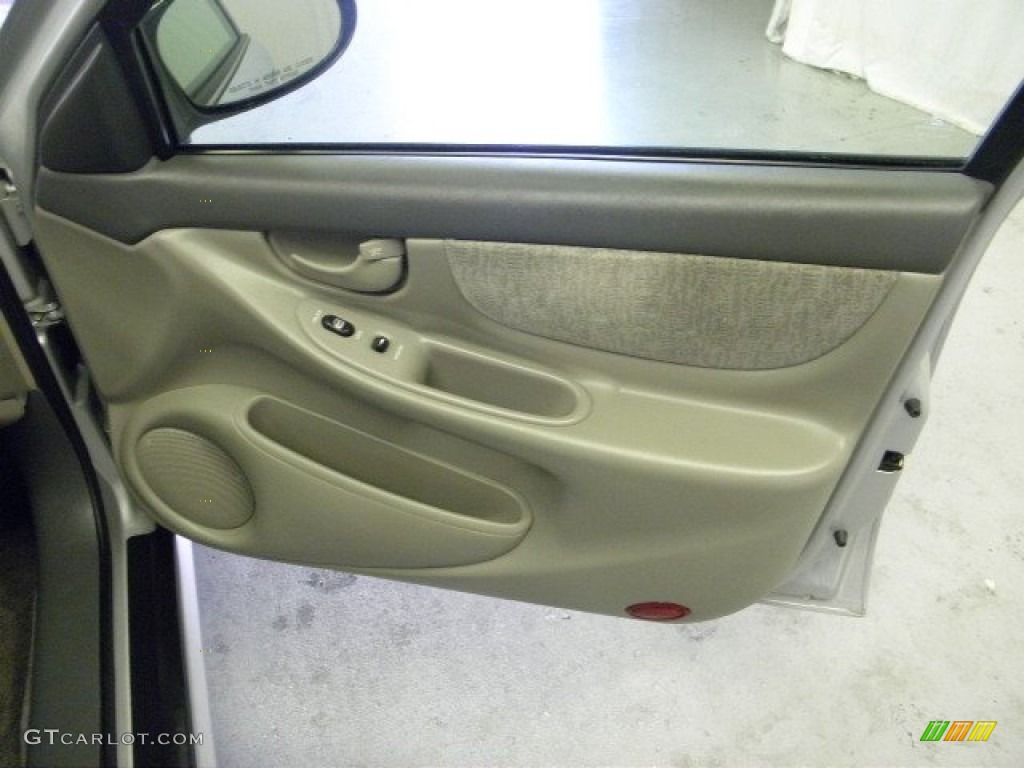2004 Oldsmobile Alero GL1 Sedan Pewter Door Panel Photo #51438263