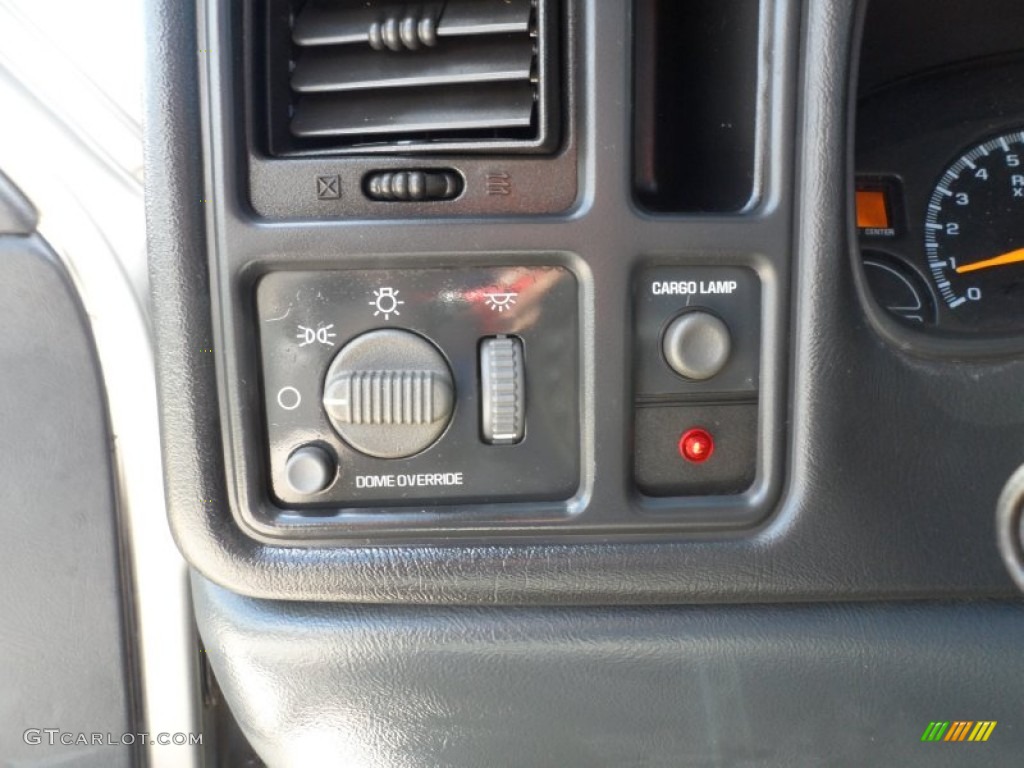 2000 Chevrolet Silverado 1500 Regular Cab 4x4 Controls Photo #51438765