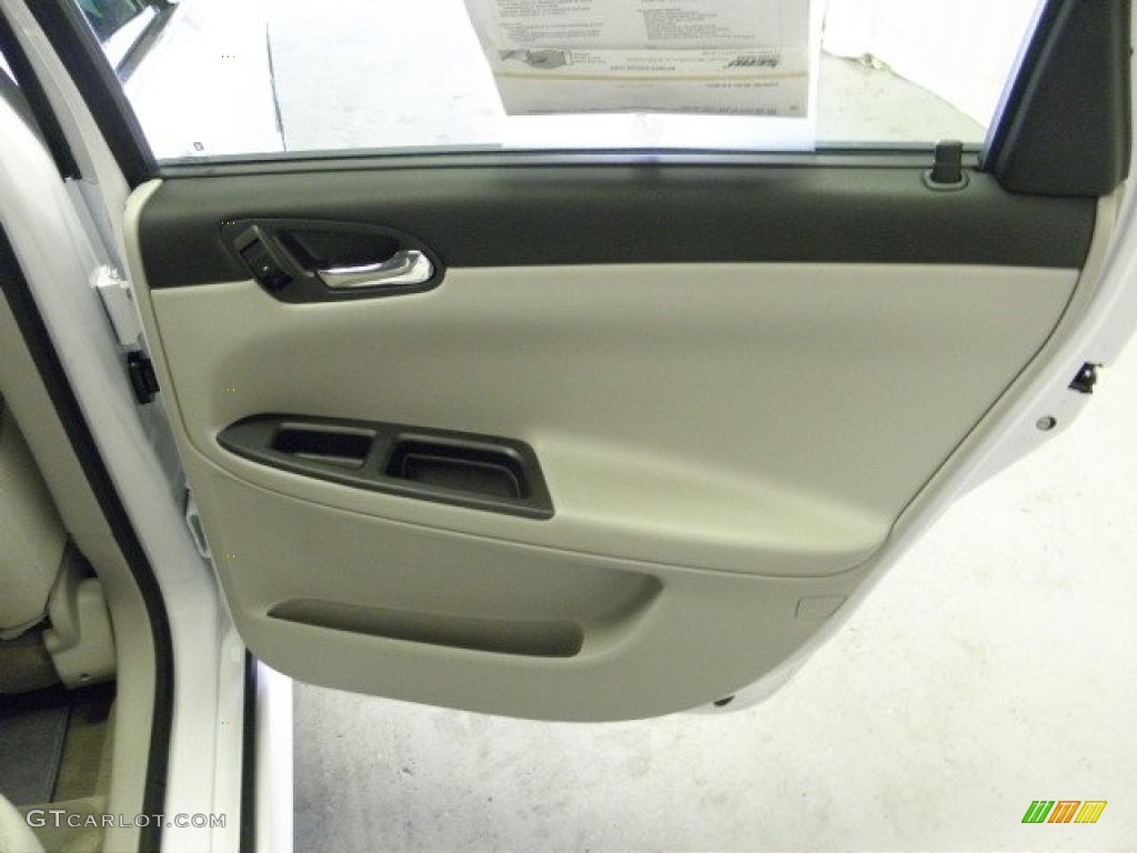 2011 Chevrolet Impala LS Gray Door Panel Photo #51439572