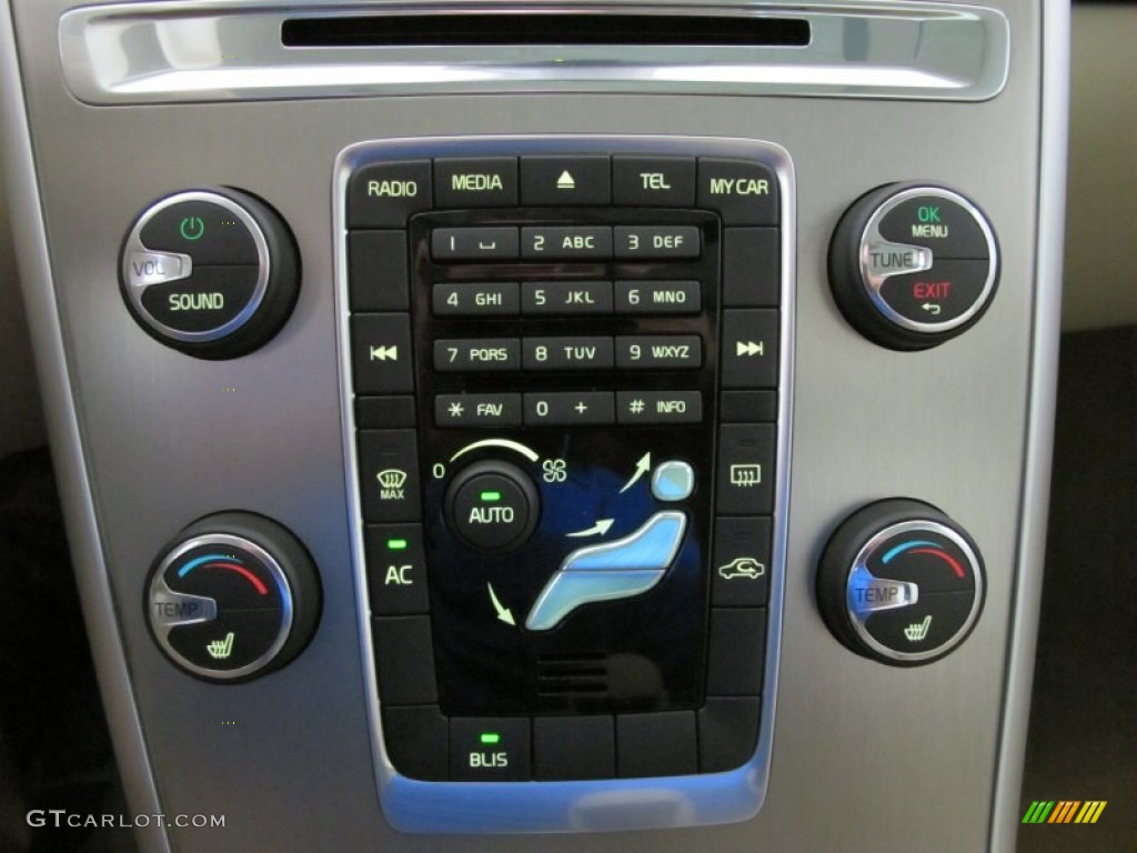 2012 Volvo XC60 3.2 Controls Photo #51439806
