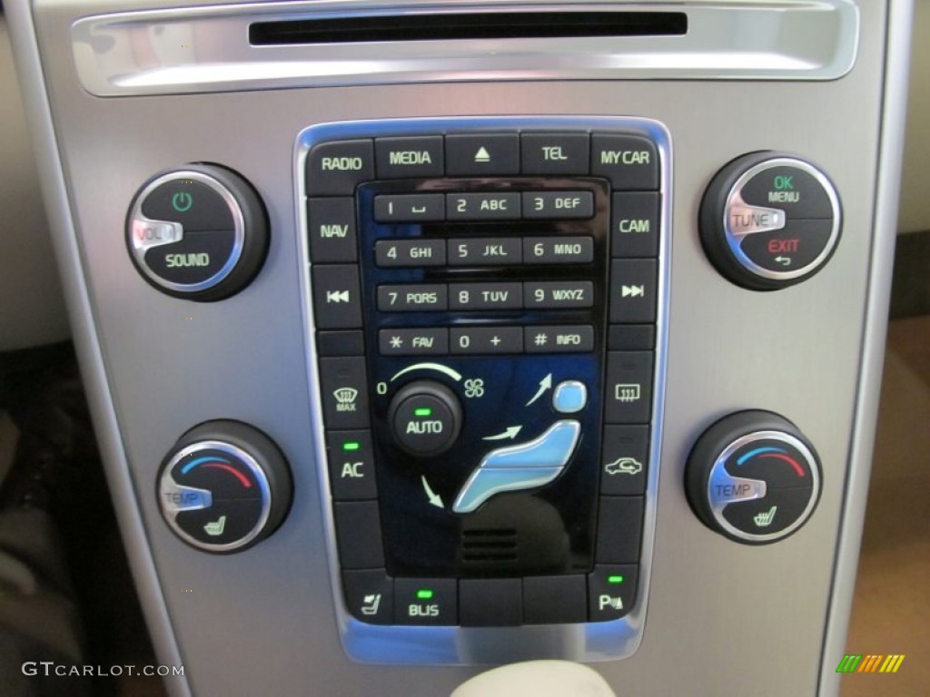 2012 Volvo XC60 3.2 Controls Photo #51440073