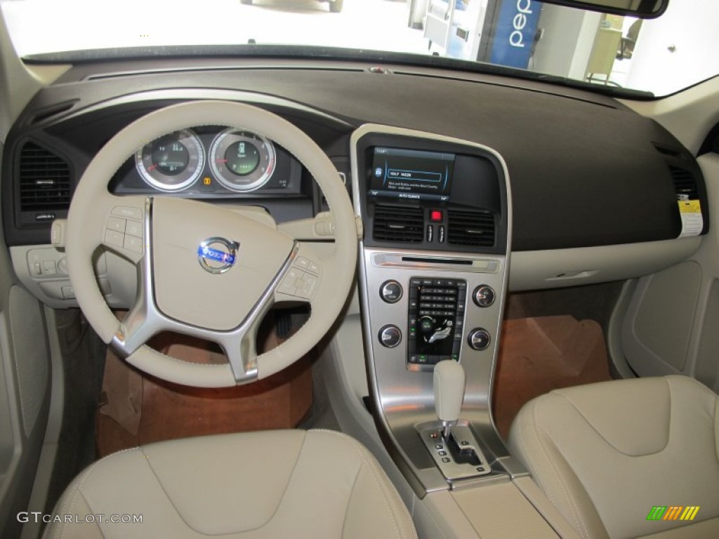 2012 Volvo XC60 3.2 Sandstone Dashboard Photo #51440289