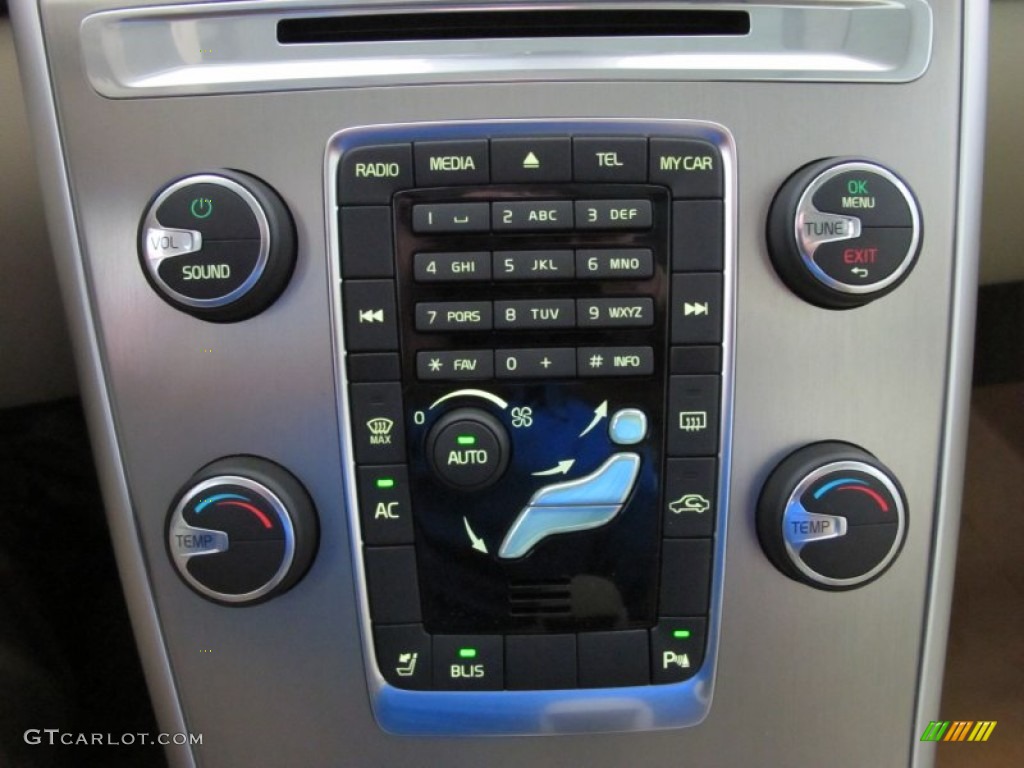 2012 Volvo XC60 3.2 Controls Photo #51440349