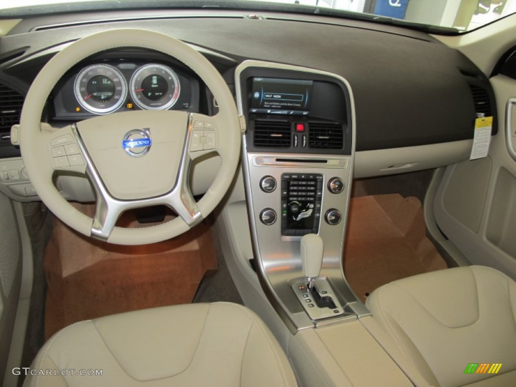 2012 Volvo XC60 3.2 Sandstone Dashboard Photo #51440565