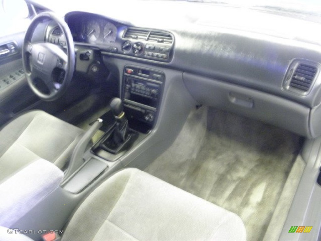 1996 Accord LX Sedan - Granada Black Pearl Metallic / Gray photo #14