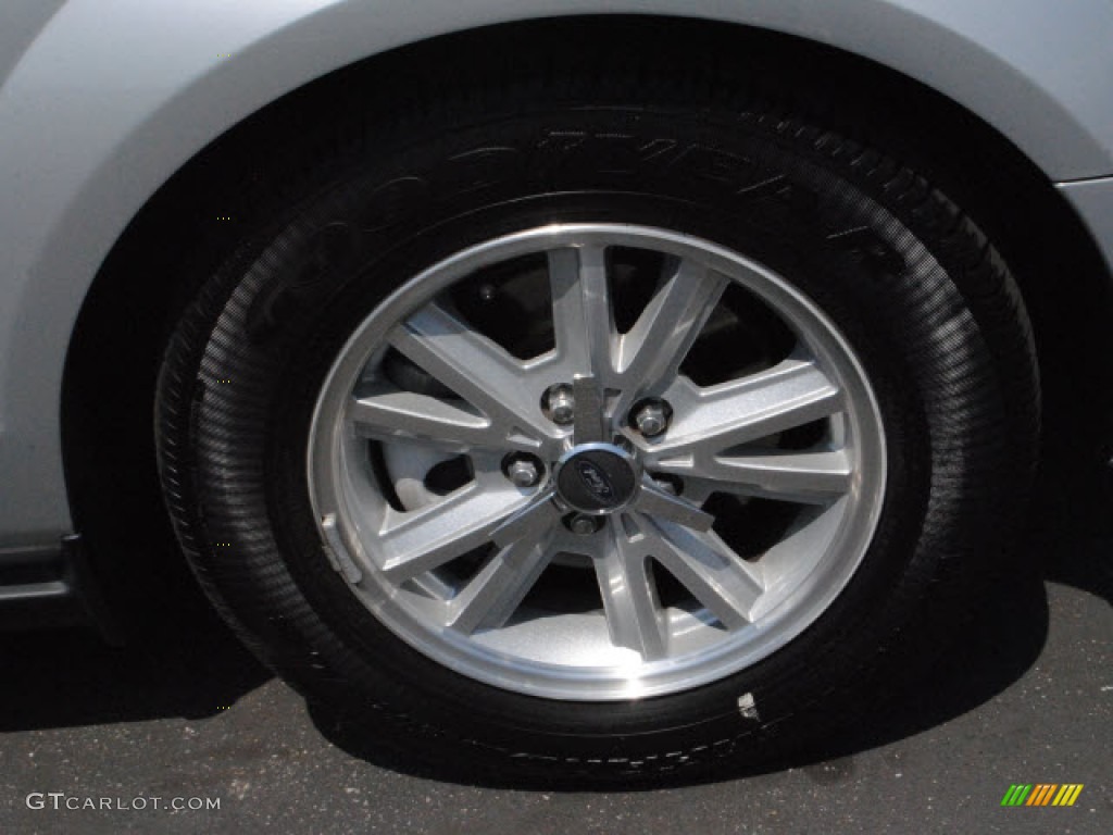 2006 Mustang V6 Deluxe Coupe - Satin Silver Metallic / Dark Charcoal photo #3