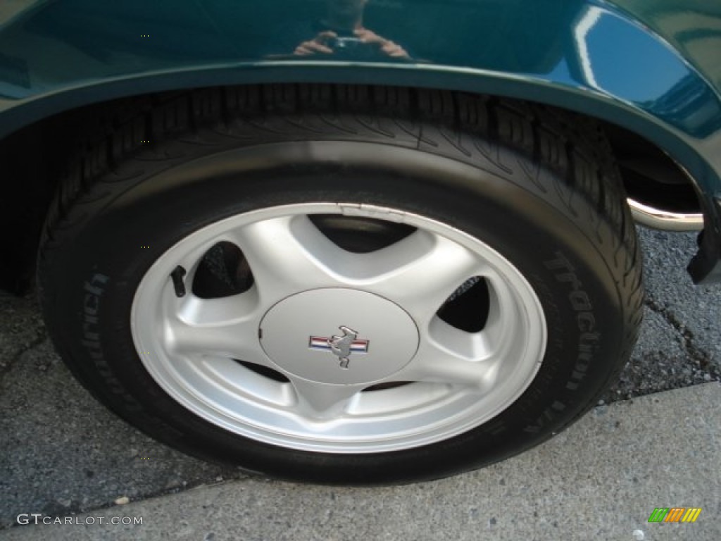 1991 Ford Mustang LX 5.0 Convertible Wheel Photo #51441387