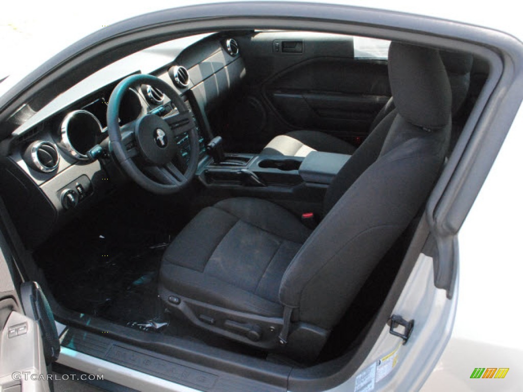 2006 Mustang V6 Deluxe Coupe - Satin Silver Metallic / Dark Charcoal photo #12