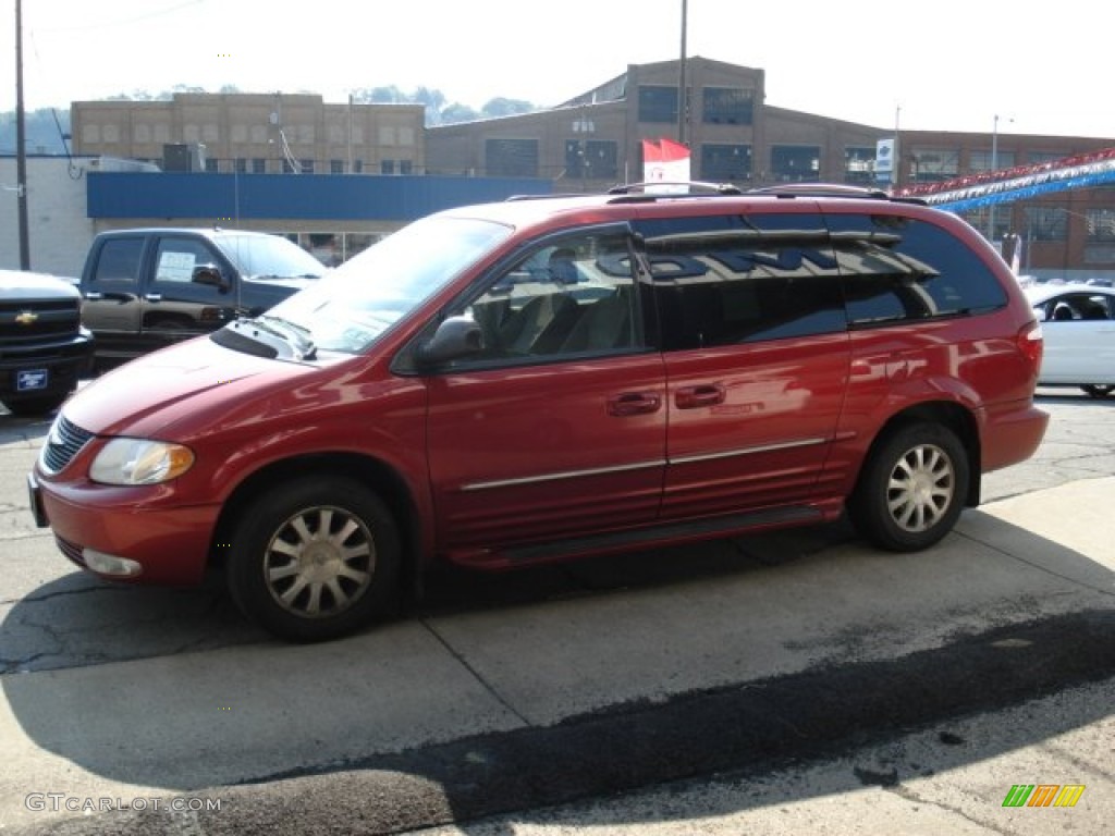 2003 Town & Country LXi - Inferno Red Pearl / Taupe photo #5