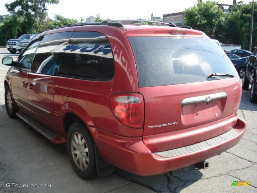 2003 Town & Country LXi - Inferno Red Pearl / Taupe photo #6