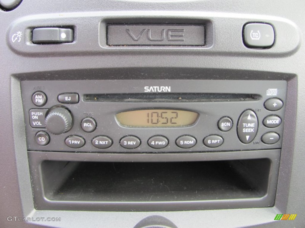 2003 Saturn VUE Standard VUE Model Controls Photo #51441834