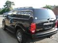 Black - Durango Limited 4x4 Photo No. 6