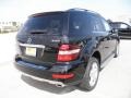 Black - ML 350 4Matic Photo No. 4