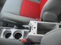 Stone White - Caliber SXT Photo No. 28