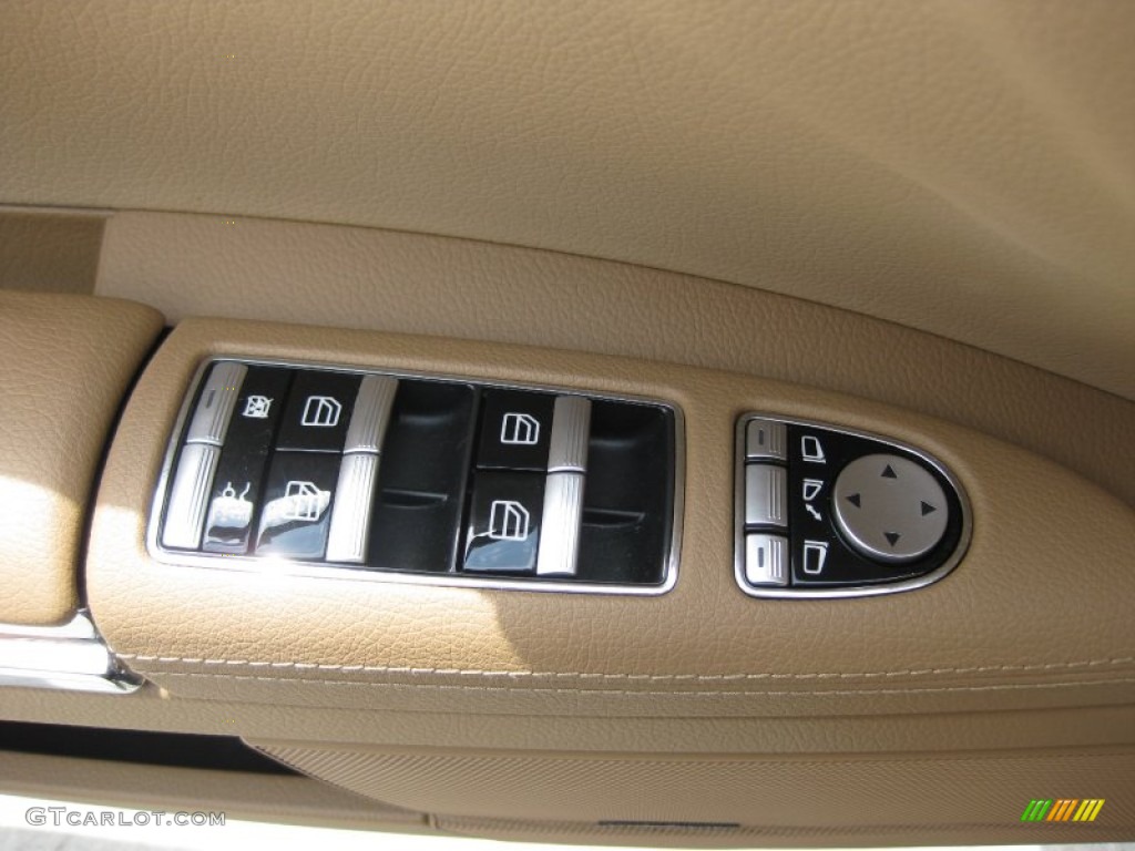 2009 Mercedes-Benz S 550 Sedan Controls Photo #51449790