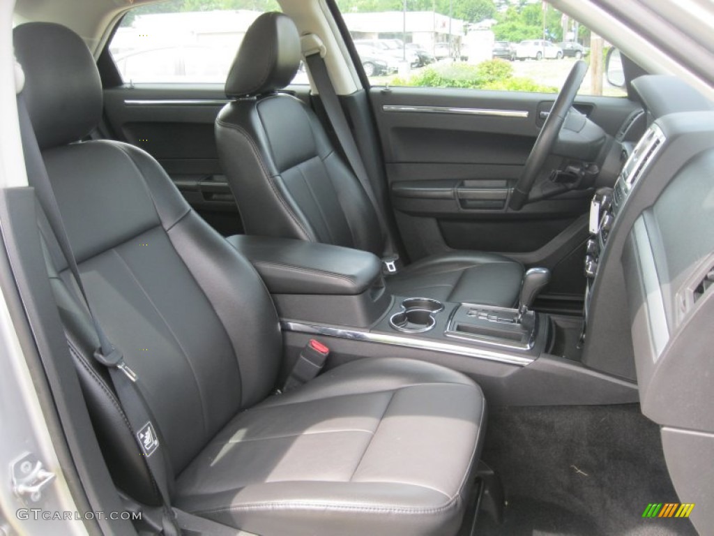 Dark Slate Gray Interior 2010 Chrysler 300 Touring AWD Photo #51450216